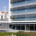 Centro Cívico Pragal y Hotel de Negocios Almada / NLA - Imagen 4 de 31