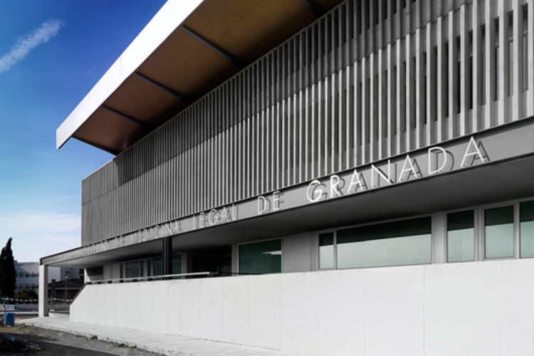 Legal Medical Institute of Granada / Andrés López, Jesús Bozzo y Rosa Palacios - More Images