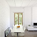 © Adria Goula Casa 712 / H Arquitectes - Casas, Mesas