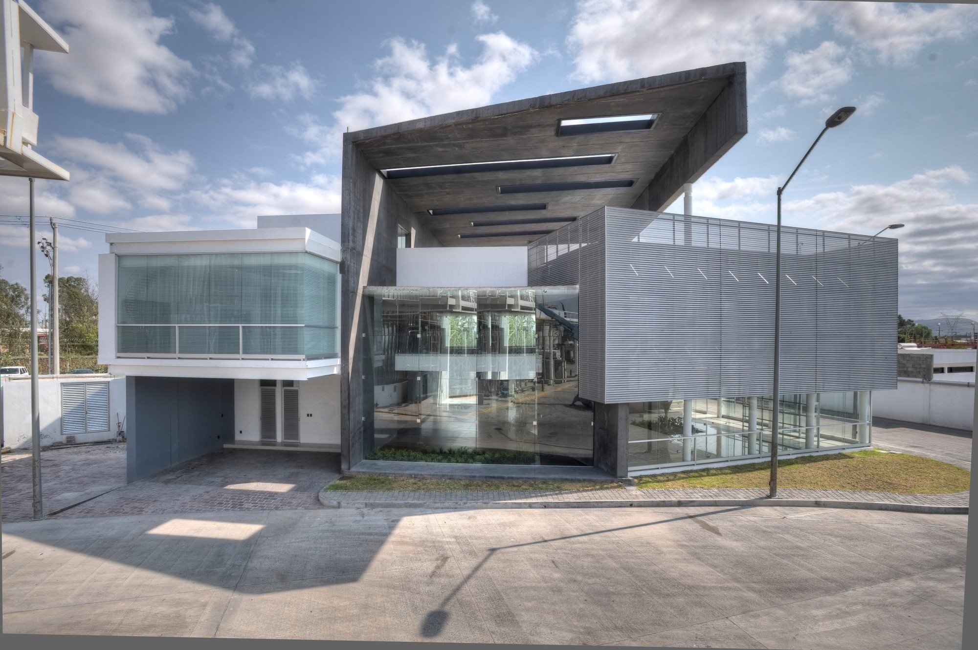 Gallery of Global Marketing Corp. Headquarters / D4 Arquitectos 10