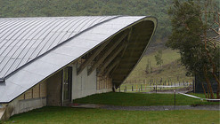 Piscicultura en Lago Verde / Teodoro Fernández + Sebastián Hernández