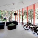 MIELE Light Box en Casacor Chile 2011 / Gonzalo Mardones Viviani - Showroom, Mesas