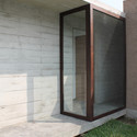 Casa oZs0 / Martín Dulanto - Casas, Fachada, Puerta