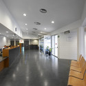 Centro de Salud de Sentmenat / Sauquet Arquitectes - Sillas