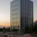 Torre Alto Oriente / Alemparte Morelli y Asociados Arquitectos - Ventanas, Fachada, Urbano