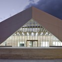 Carlos Santa María Center / JAAM sociedad de arquitectura - University