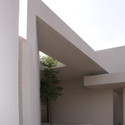 Casa los Algarrobos 2 / Andres Nuñez Fuenzalida Arquitectos - Casas, Fachada, Arco, Pilares