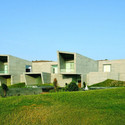 Casa Patio / Sanjay Puri Architects - Casas, Jardín, Fachada