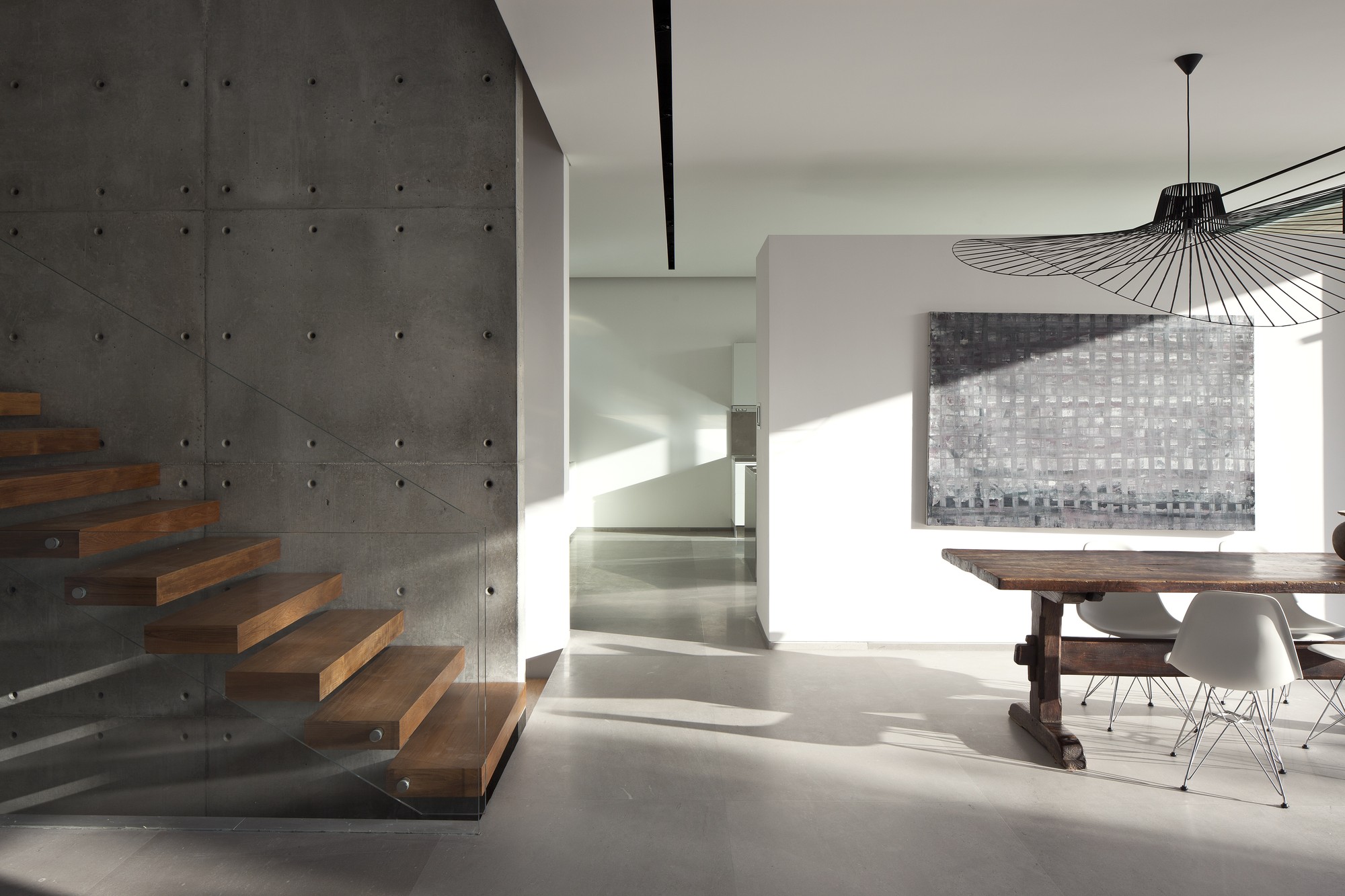 Gallery of Kfar Shmaryahu House / Pitsou Kedem Architects 13