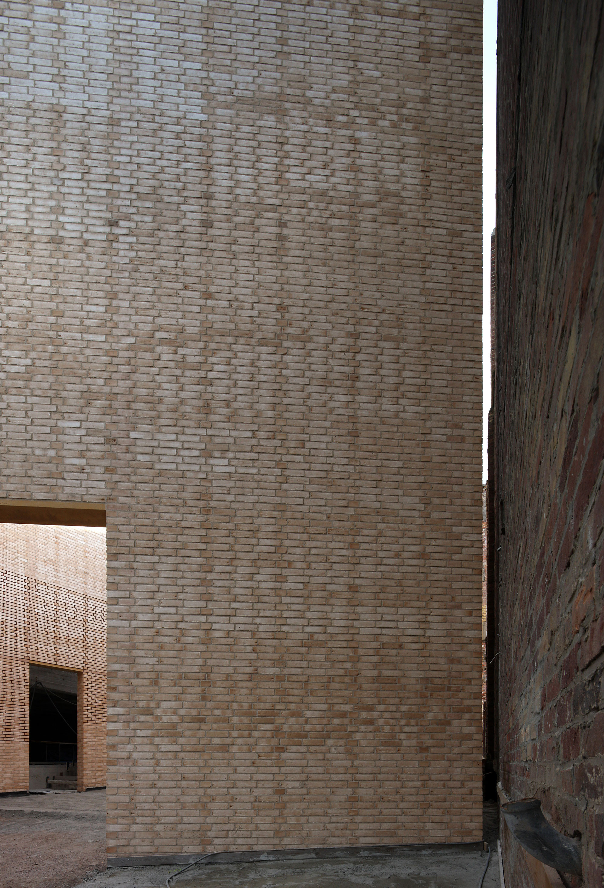 Gallery of Buda Art Centre / 51N4E 4