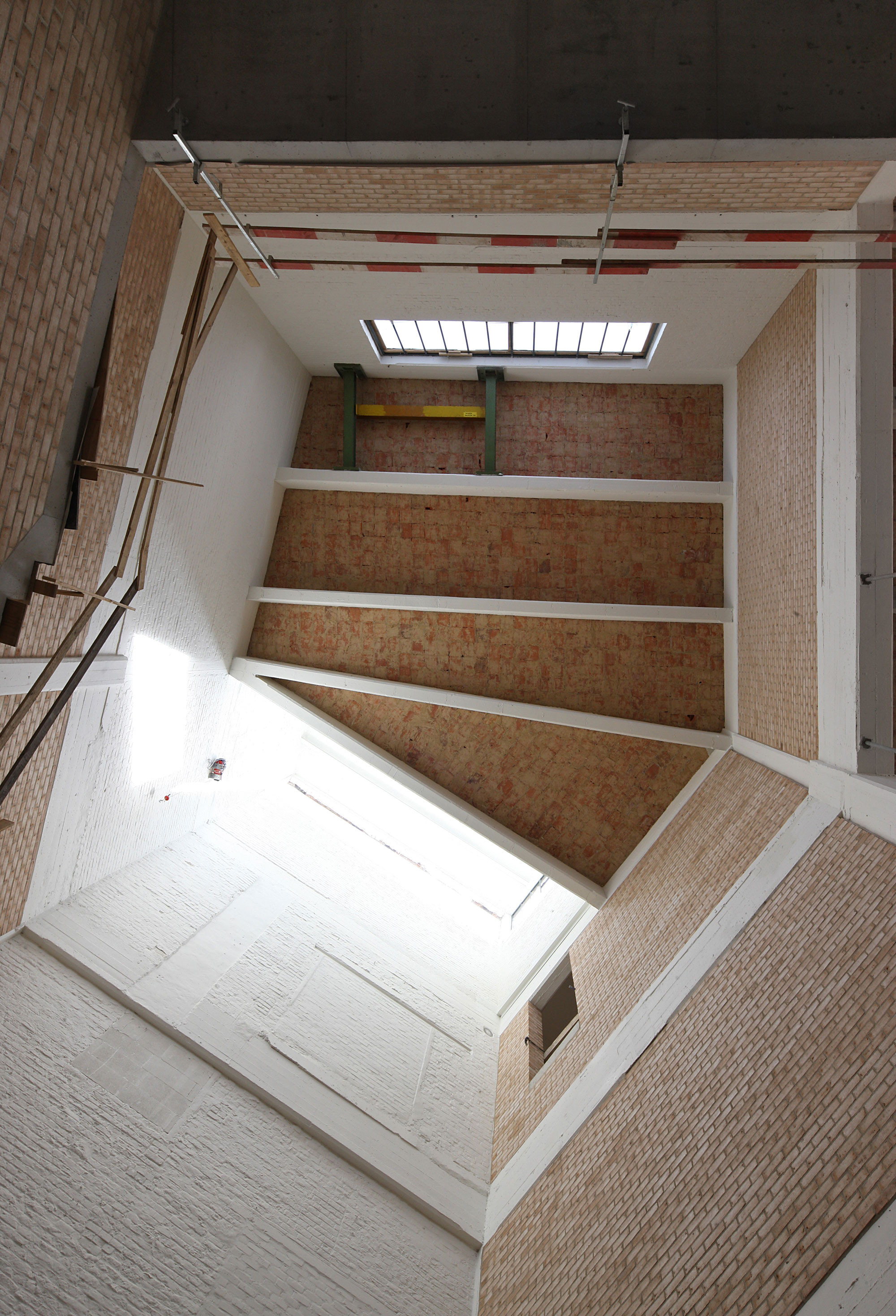 Gallery of Buda Art Centre / 51N4E 7