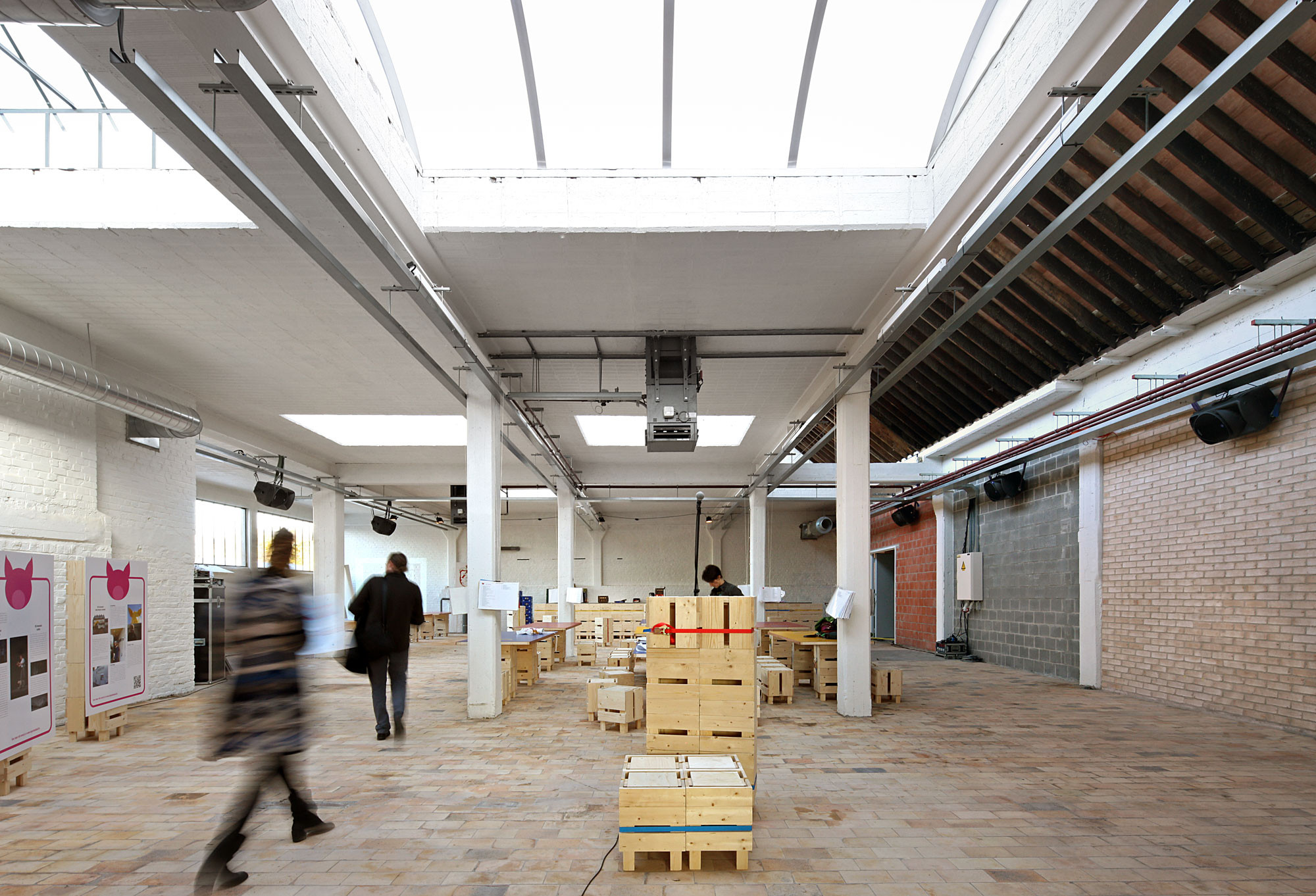 Gallery of Buda Art Centre / 51N4E 13