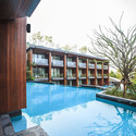 KC Grande Resort & Spa-Hillside / Foundry of Space - Windows, Facade, Chair, Courtyard