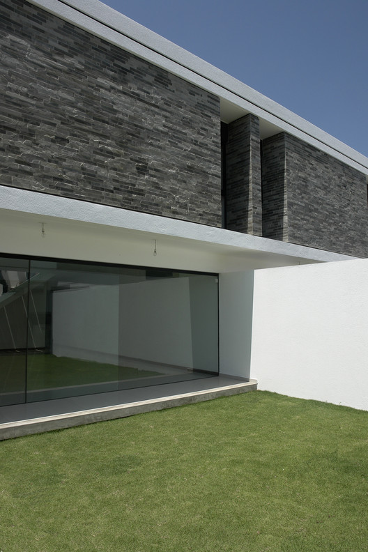 Los Mangales Residences / Sommet & Asociados - Windows, Facade