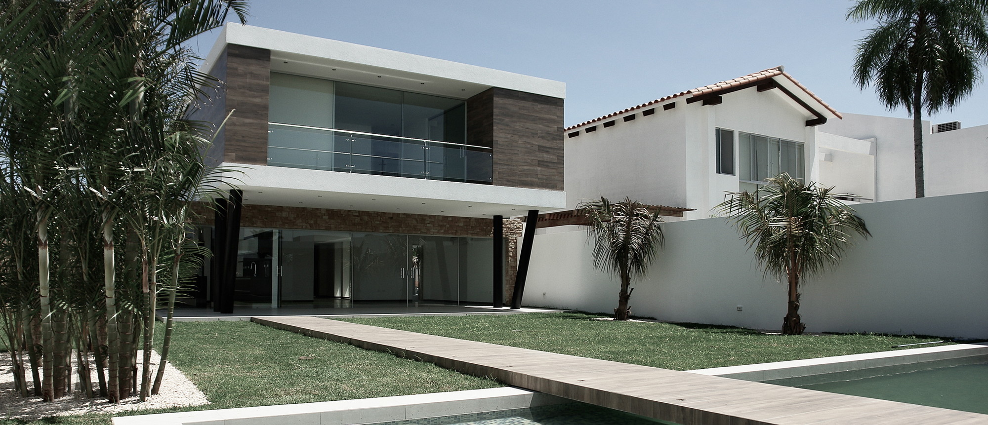 Gallery of C House / Sommet & Asociados - 8