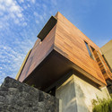 Vivienda Lumber Shaped-Box / Atelier Riri - Casas
