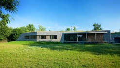 狩猎小屋 / BASARCH