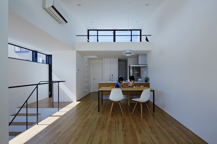 NN House / Kozo Yamamoto - Table, Windows, Beam, Chair