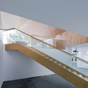 Zhujiajiao Museo de Artes & Humanidades / Scenic Architecture Office - Museo