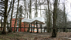 'Neither Cloud Nor Rock' Proposal / RAUM