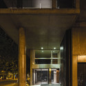 Edificio SL 2401 / CMS Arquitectas - Apartamentos, Fachada, Puerta, Pilares