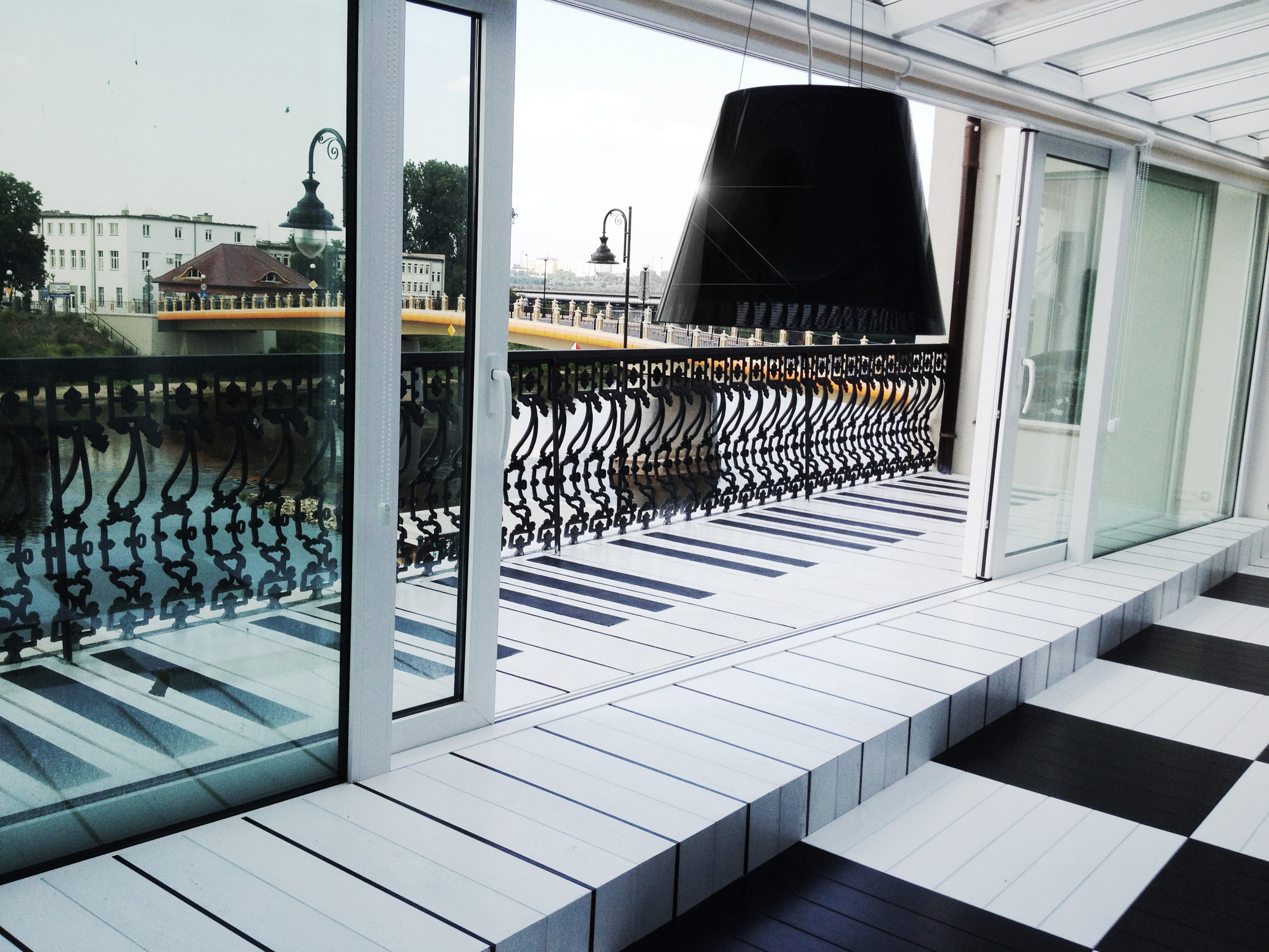 Gallery of Black and White Office / TOYA Design - 7