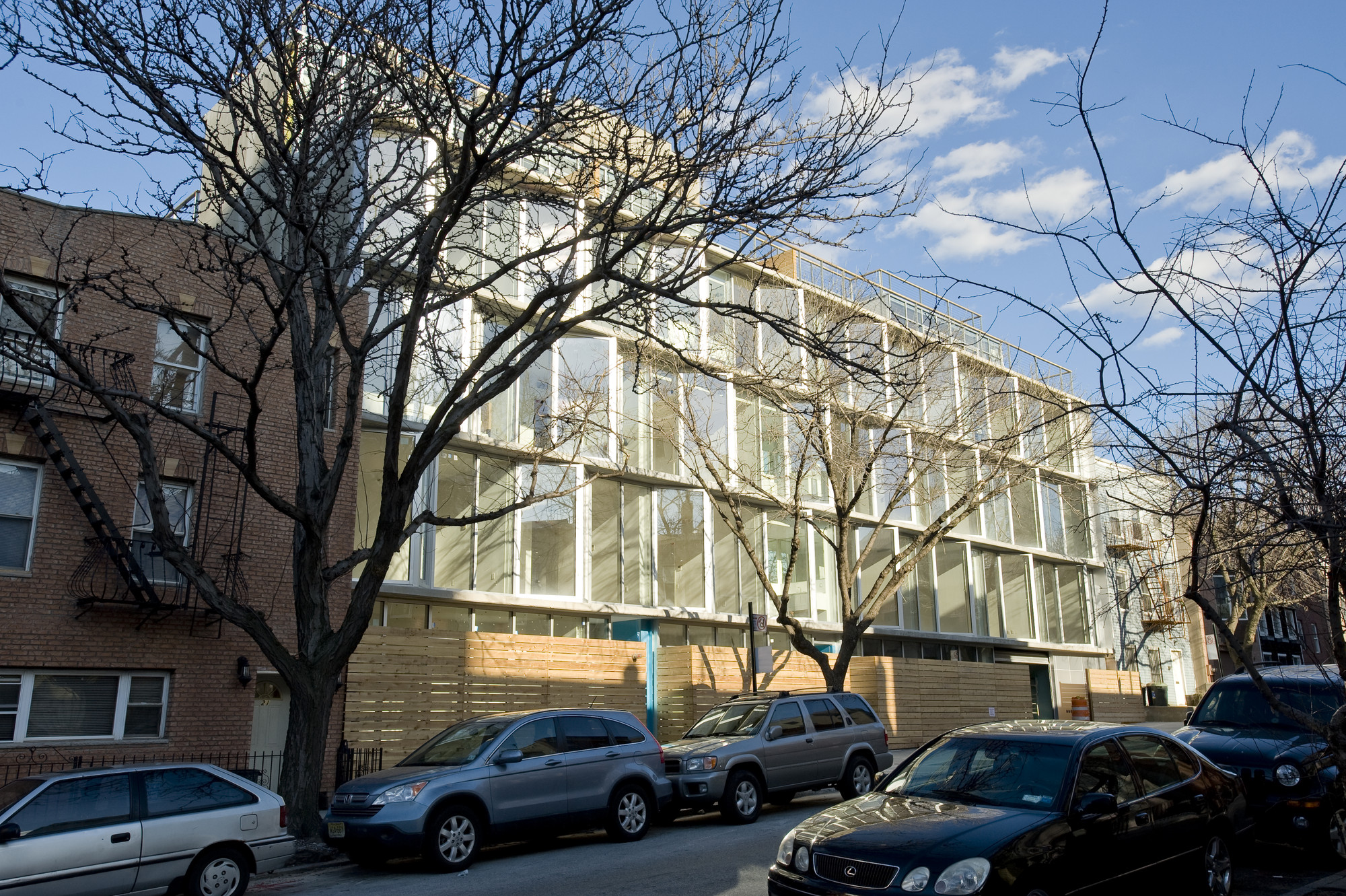 Gallery of 580 Carroll Street / TEN Arquitectos 7
