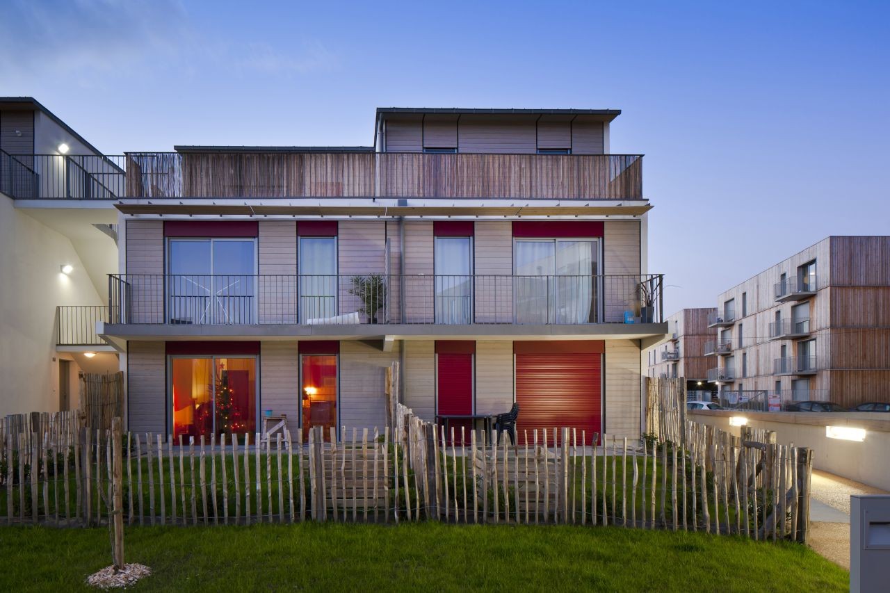 Gallery of Sustainable Housing in Nantes / Atelier Tarabusi 7