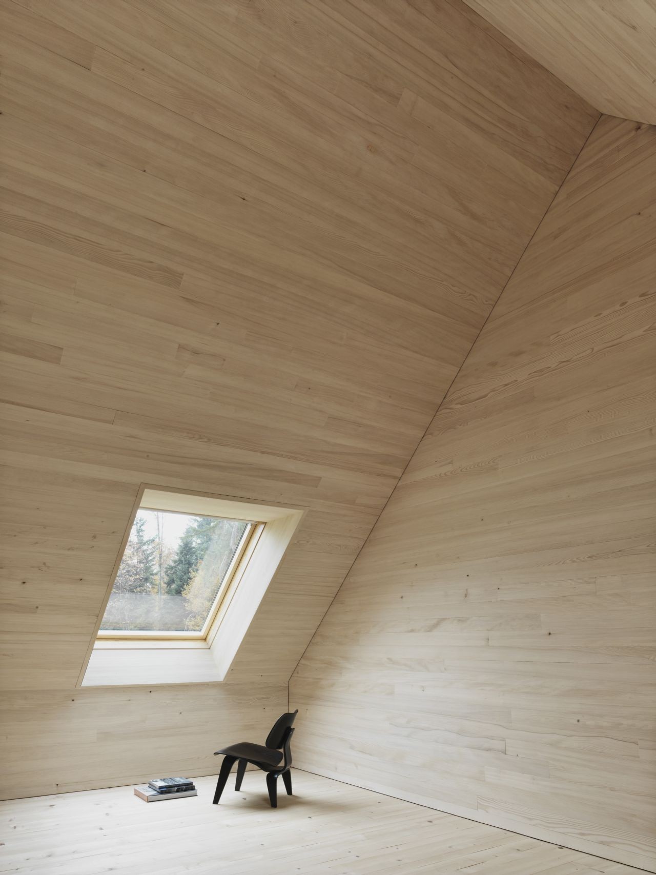 Gallery of Haus am Moor / Bernardo Bader Architekten - 7