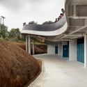 Escuela en Nebaj / Solis Colomer Arquitectos - Imagen 2 de 23