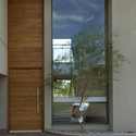 Residência DF / PUPO+GASPAR Arquitetura & Interiores - Casas, Porta, Fachada, Arco