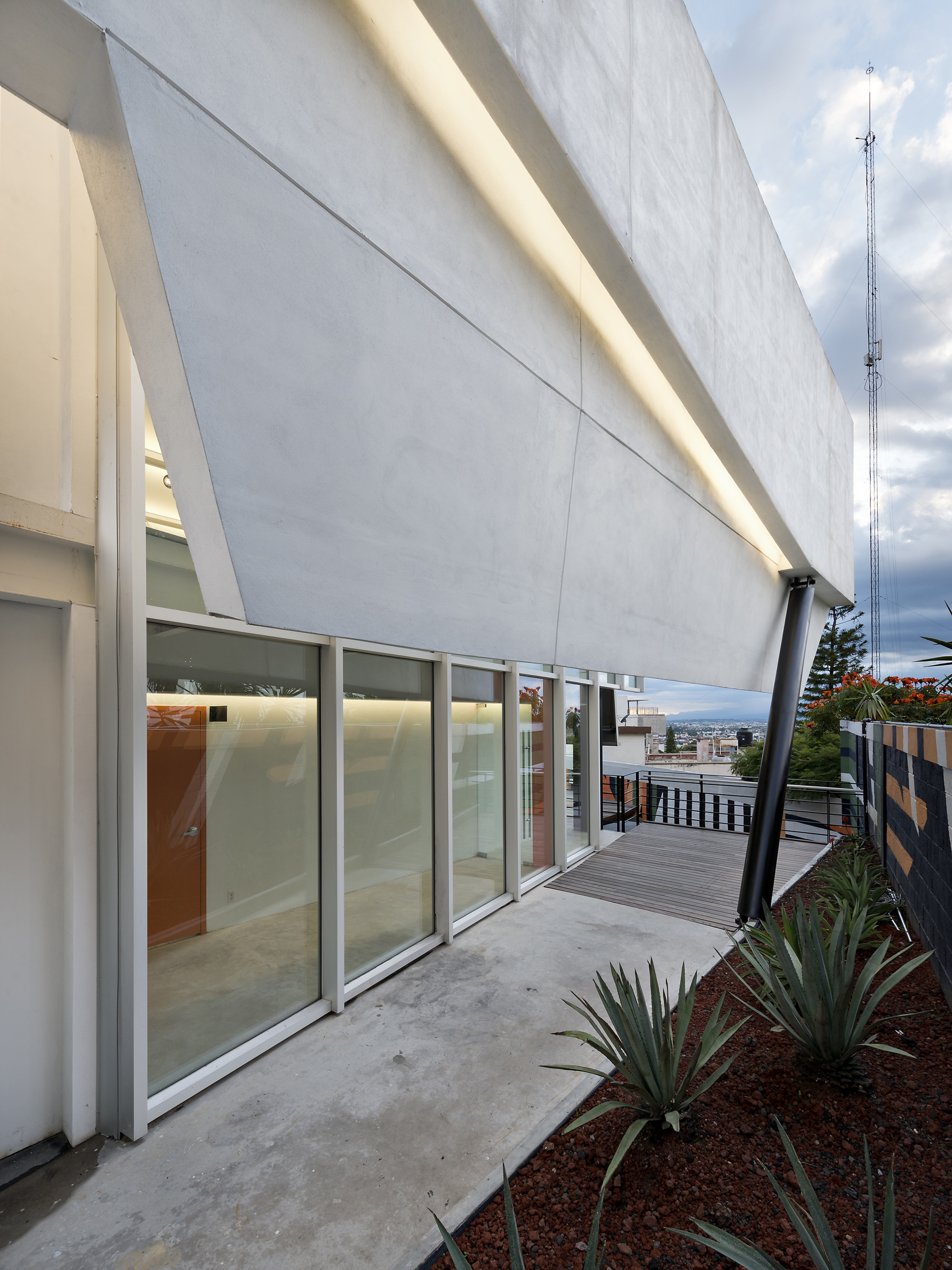 Gallery of Architype UNARTE / T A G L E 3