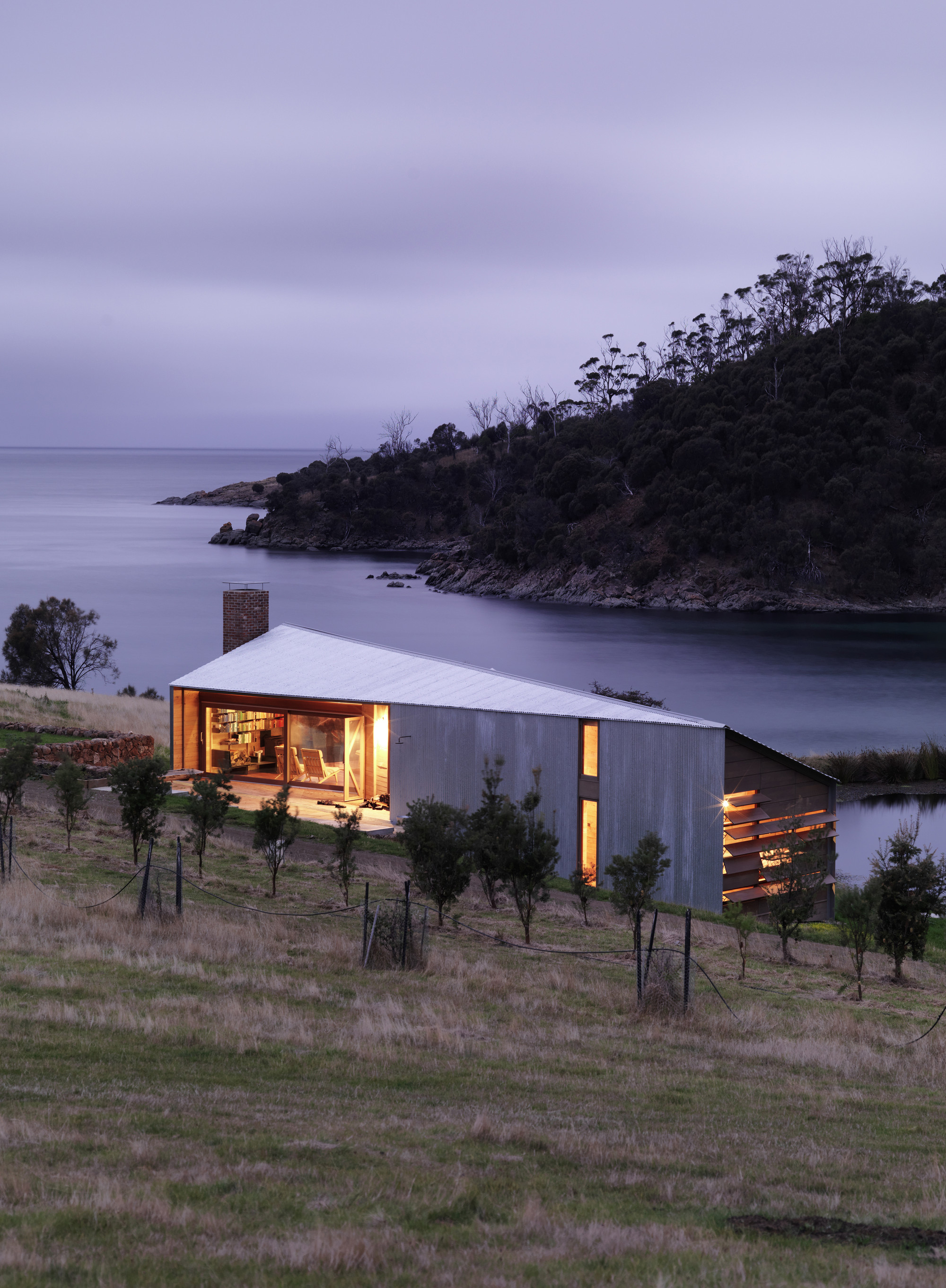 Gallery of Shearers Quarters House / John Wardle
