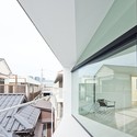Arrow / APOLLO Architects & Associates - Windows, Facade, Handrail