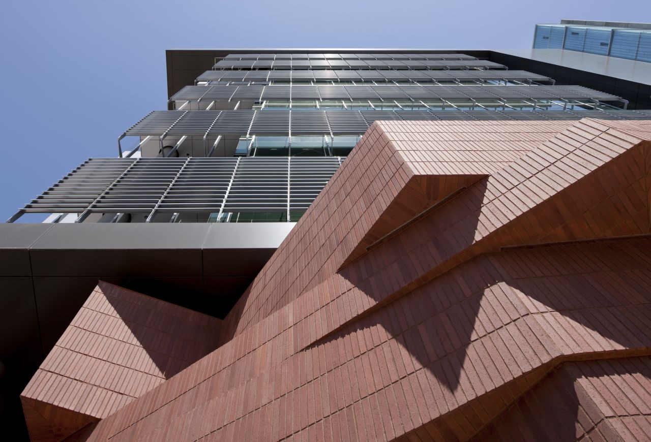 Gallery of School of Earth & Space Exploration / Ehrlich Yanai Rhee ...