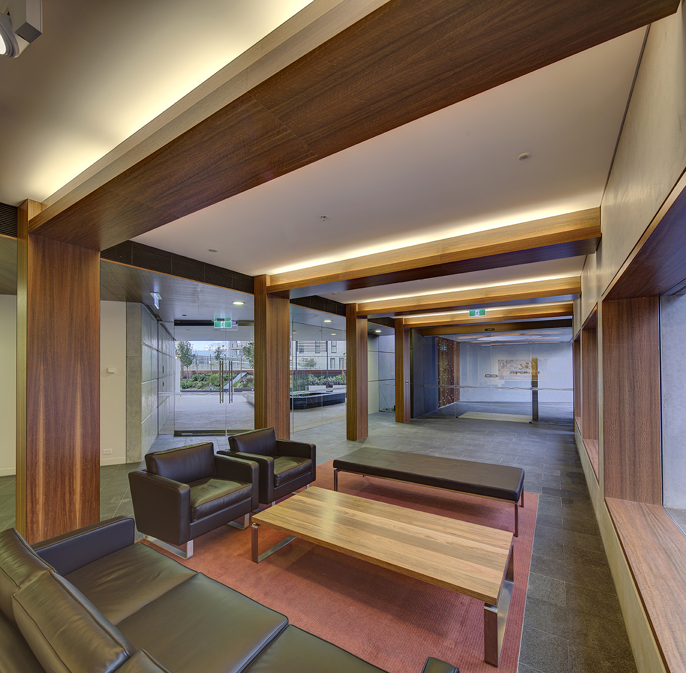 Gallery of Silk Apartments / Tony Caro Architecture 17