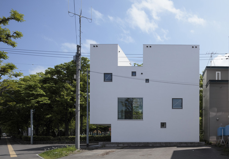 White Collage / Keikichi Yamauchi Architect and Associates - Image 7 of 31