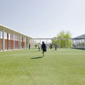 Escuela Primaria en Karlsruhe / wulf architekten - Escuelas
