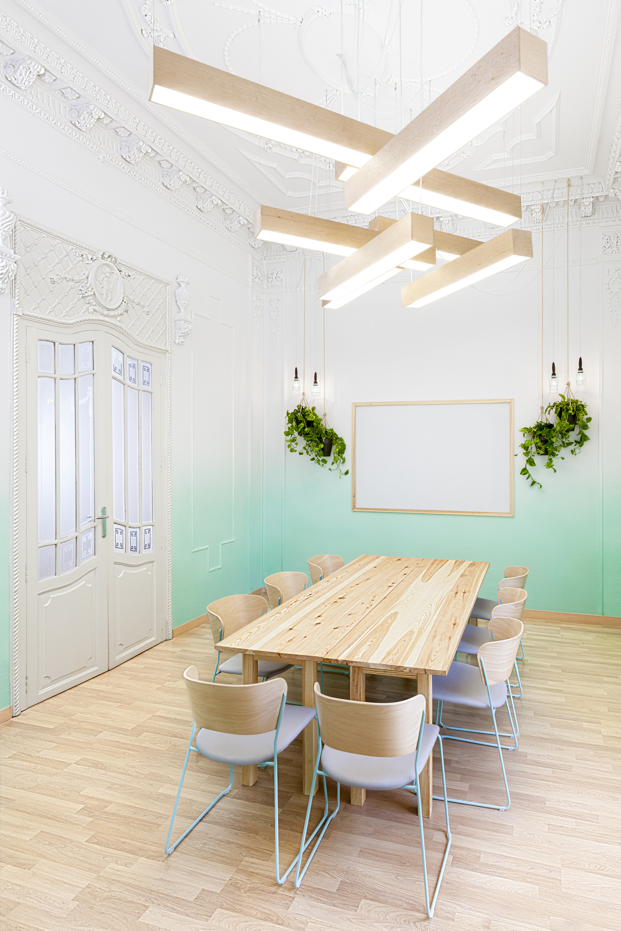 Gallery of 2Day Languages / Masquespacio 2