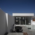 Residência 103 / Ultramarino | Marlene Uldschmidt Architects - Fotografia de Exterior, Mesa, Fachada