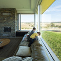 Barossa House / Max Pritchard Architect - Houses, Bedroom, Table