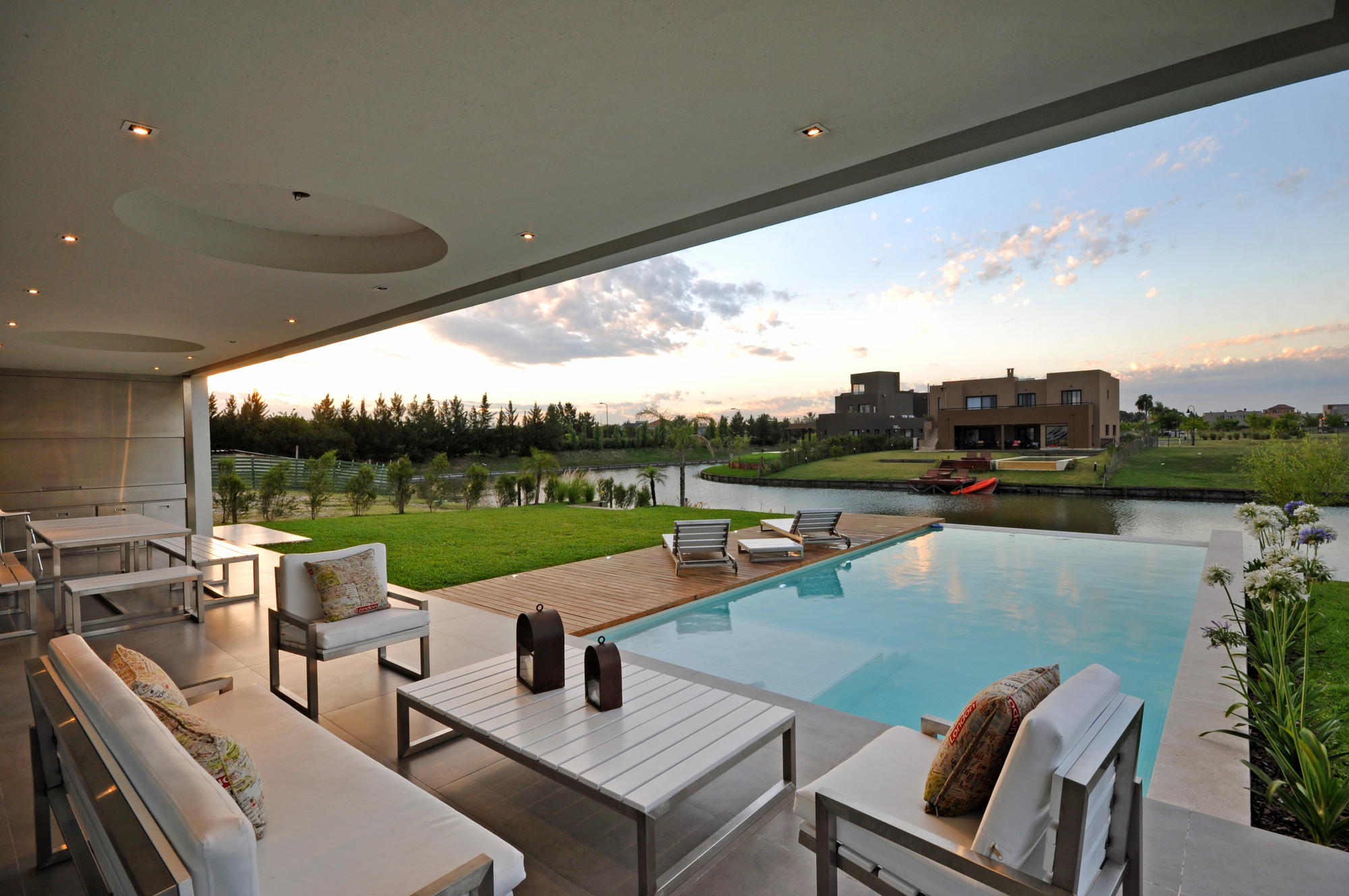 Courtesy of Vanguarda Architects
