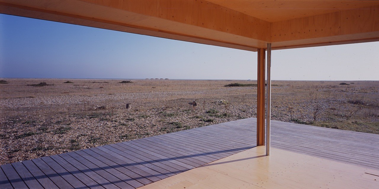 Gallery of Black Rubber House / Simon Conder Associates 5