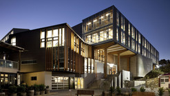 Faculdade de Artes Criativas / Athfield Architects