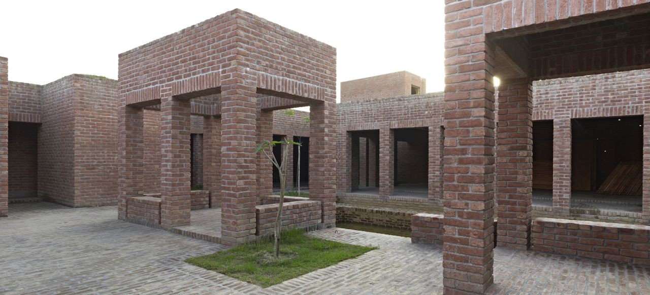 Gallery of Friendship Centre / Kashef Chowdhury - URBANA - 3