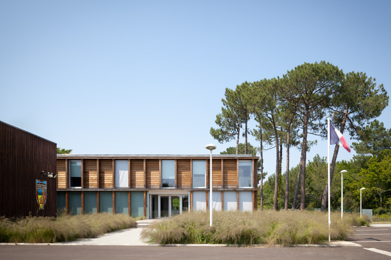 Biscarosse Emergency Centre / Debarre Duplantiers Associés Architecture & Paysage, © Yohan Zerdoun
