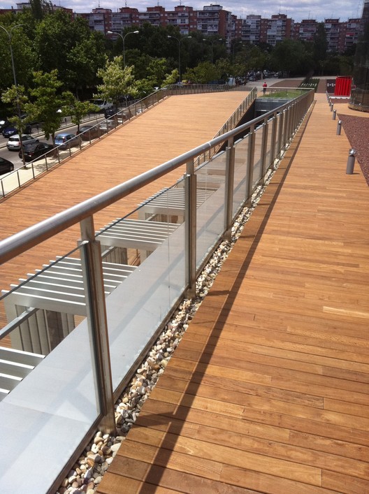 Alcorcón Stable Circus / cmA Arquitectos - Handrail, Deck