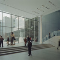 View of the lobby overlooking the Sculpture Garden. Image © Timothy Hursley 