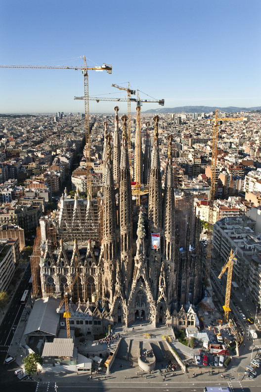 La Sagrada Familia Exterior La Sagrada Familia Exterior