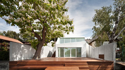 Bathing Hut / SHARE Architects